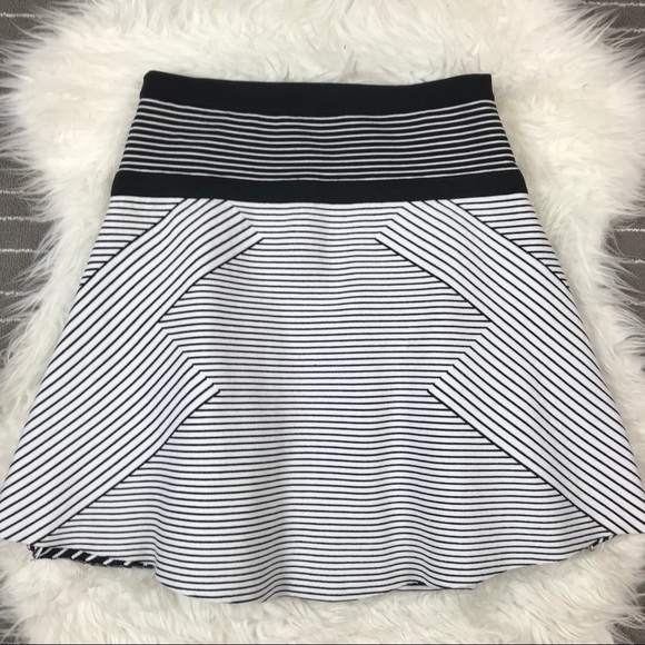 Ohne Titel Striped Structured skirt - Picture 7 of 7